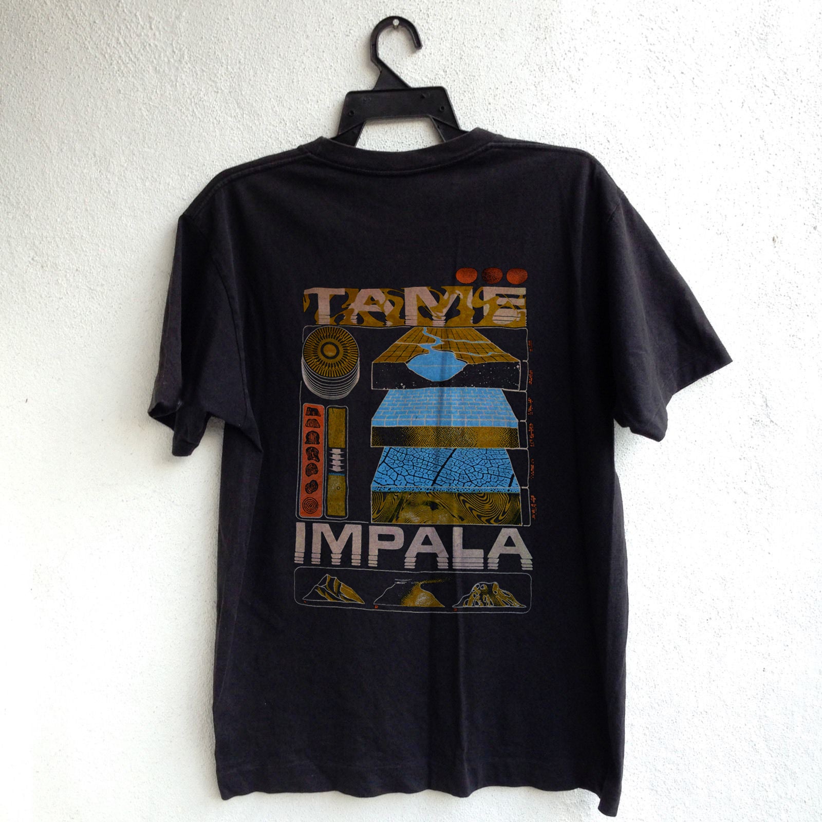 2019 Tame Impala Tour Shirt – House of vintage shirt