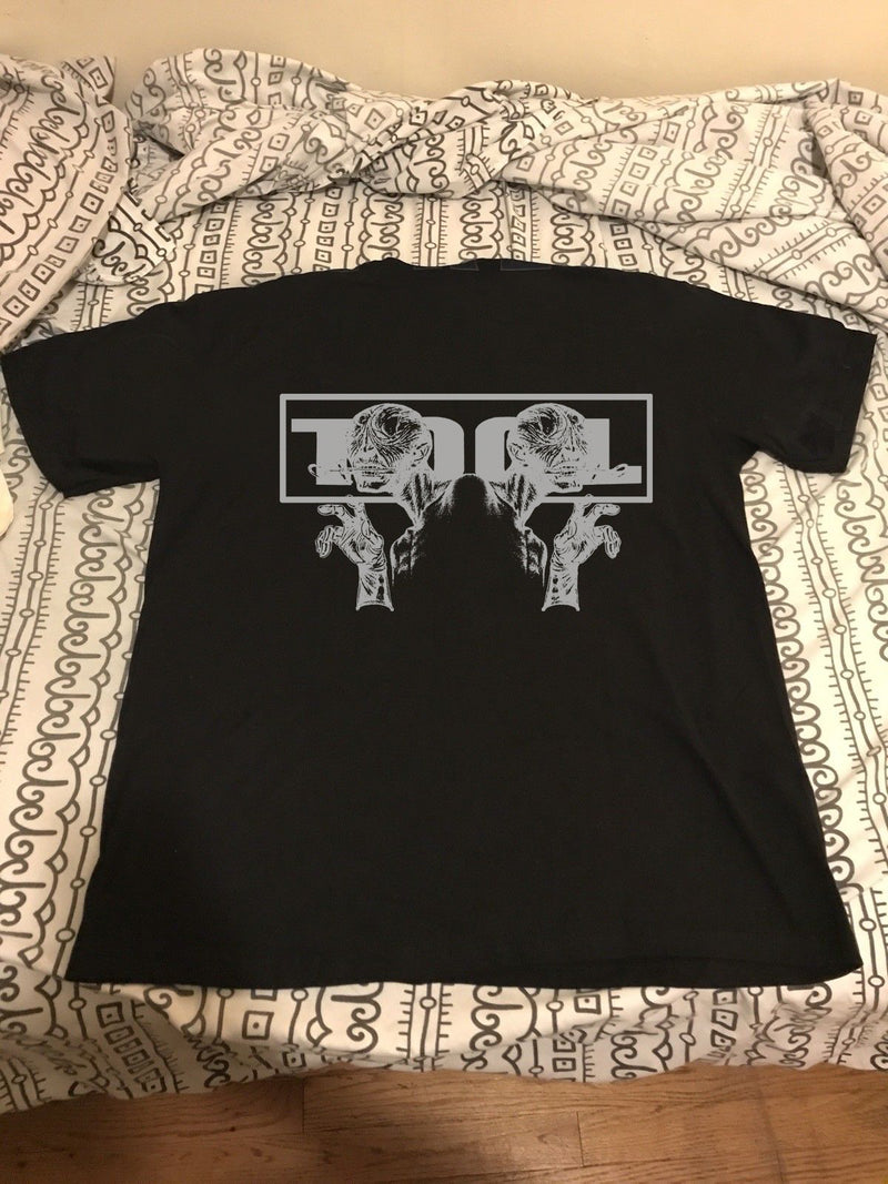 1990S VINTAGE TOOL BAND SHIRT