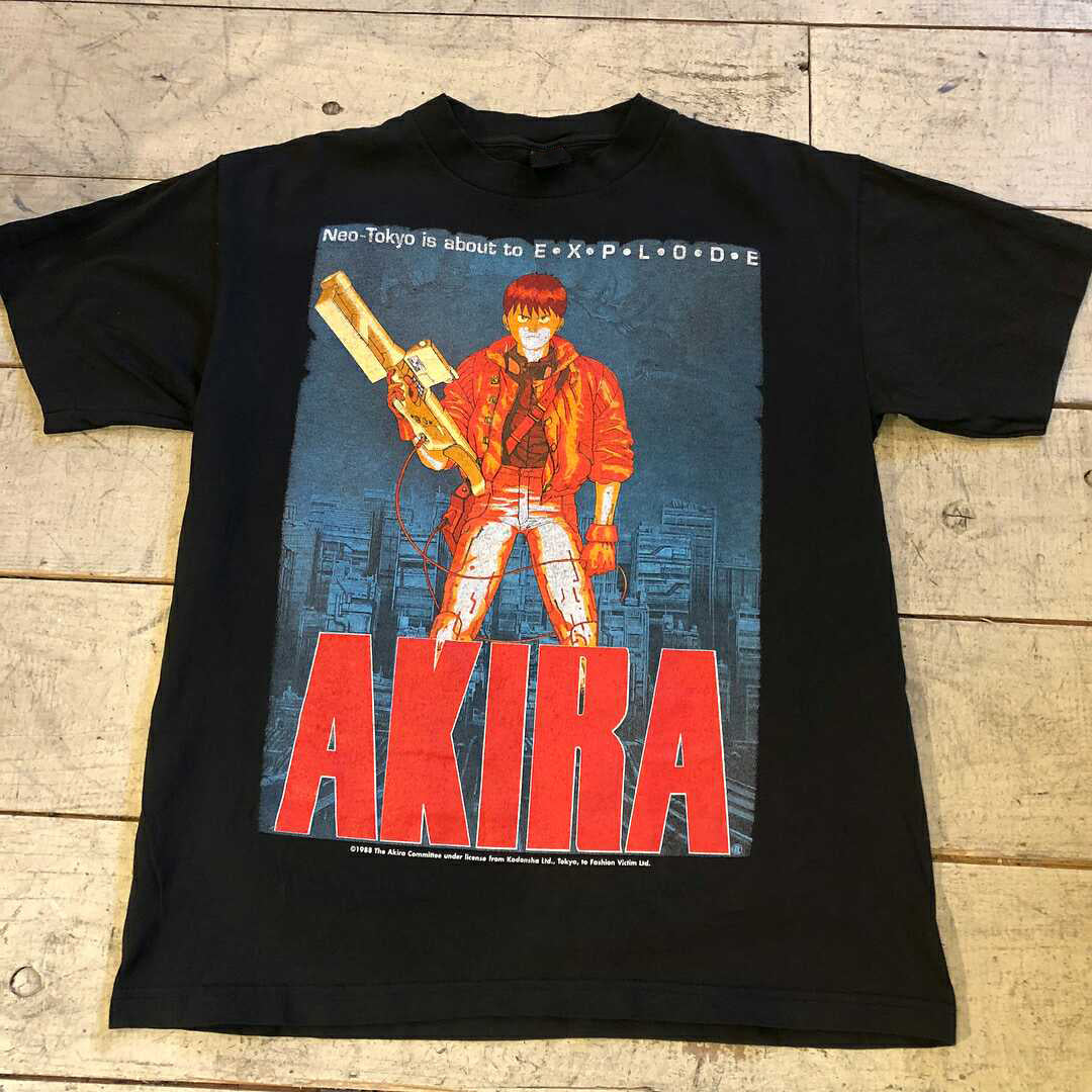 Vintage AKIRA 90s neo tokto is about explode T-SHIRT
