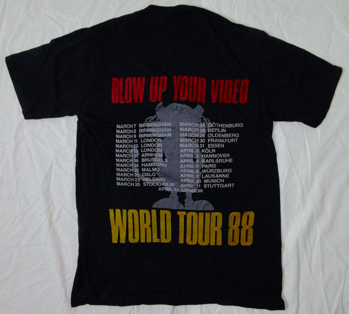 ACDC VINTAGE T SHIRT BLOW UP YOUR VIDEO WORLD TOUR 1988