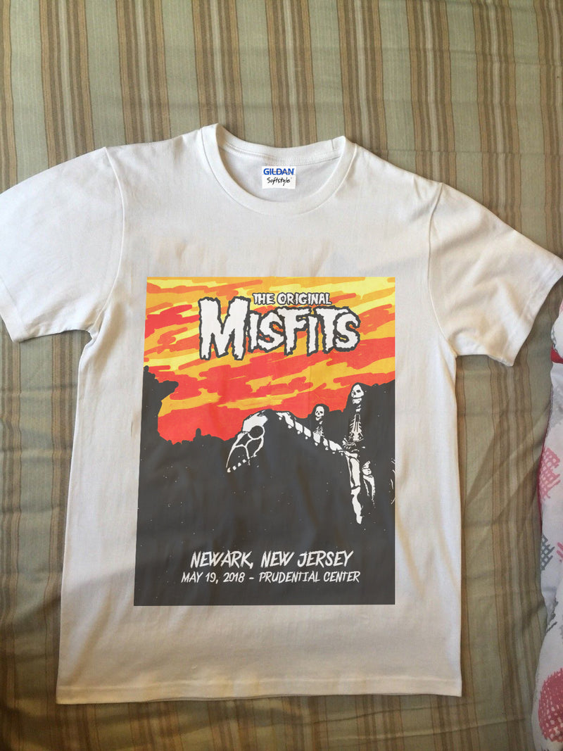 The Misfits Tour 19 may 2018 Nj prodencial center. Newark shirt