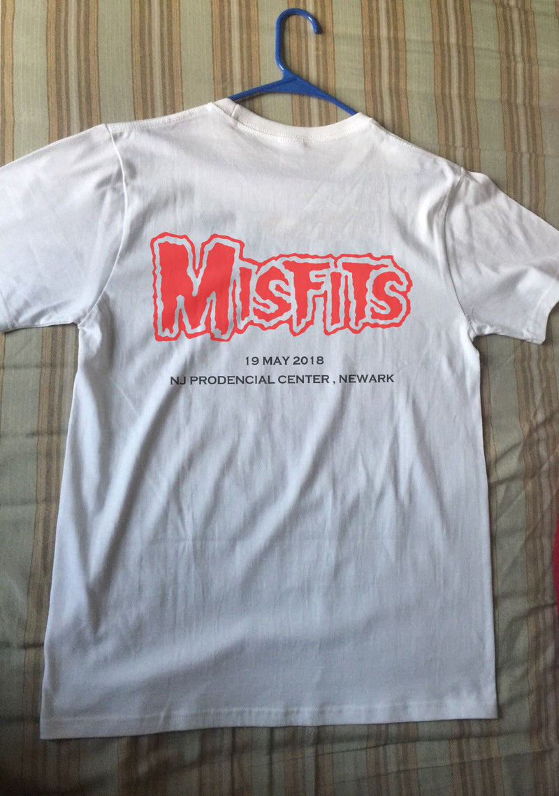 The Misfits Tour 19 may 2018 Nj prodencial center. Newark shirt